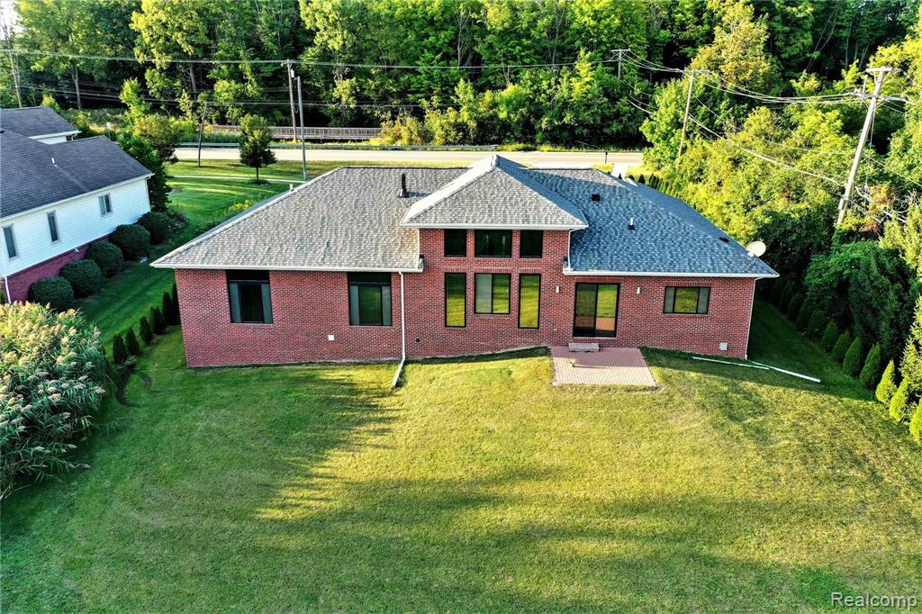 36025 West 14 Mile Road Farmington Hills, MI 48331 - Photo 6 of 38