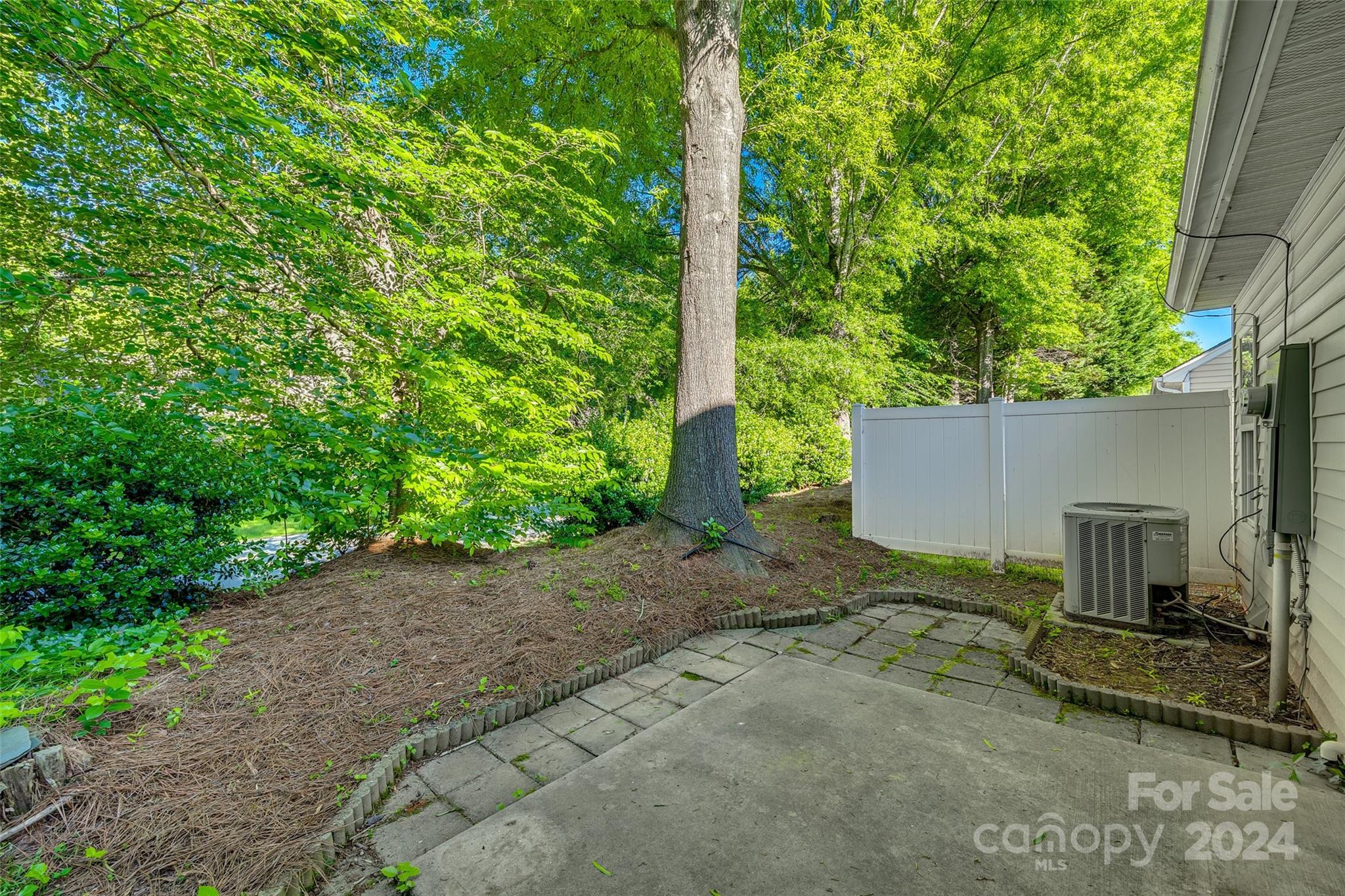 1446 Harpers Inlet Drive Clover, SC 29710 - Photo 27 of 28 front view of a house with a yard