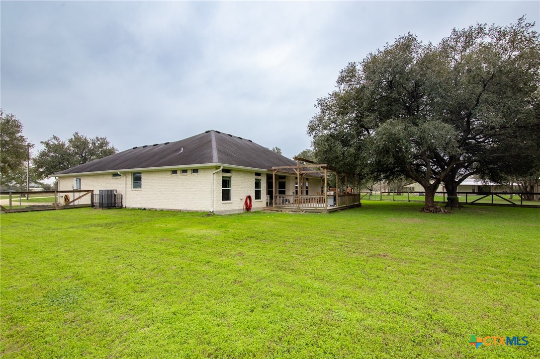 7134 Old Hwy Road Inez, TX 77968 - Photo 30 of 40 a front view of a house with a garden