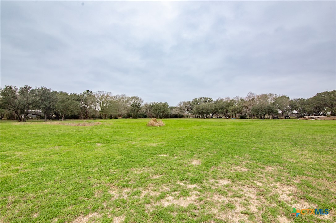 7134 Old Hwy Road Inez, TX 77968 - Photo 33 of 40 a view of an outdoor space and a yard