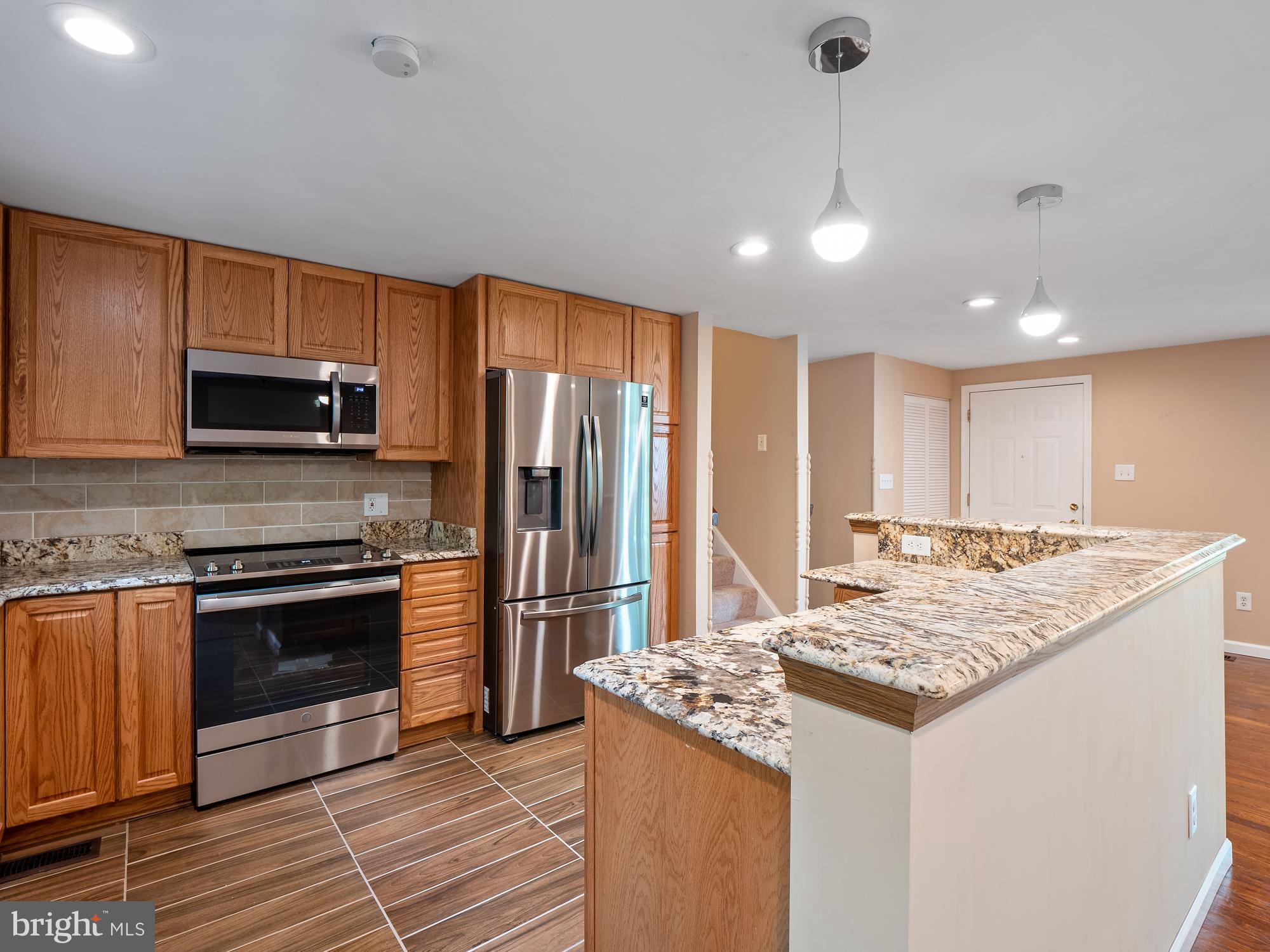 2268 Cocquina Drive Reston, VA 20191 - Photo 6 of 45 Gallery Image 6