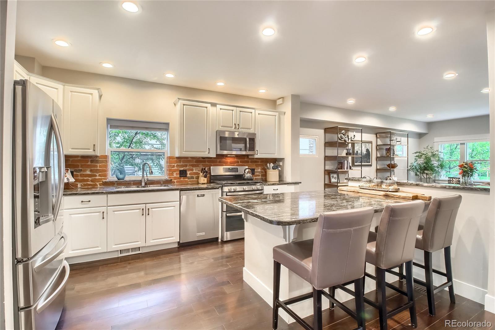 449 South Humboldt Street Denver, CO 80209 - Photo 12 of 39