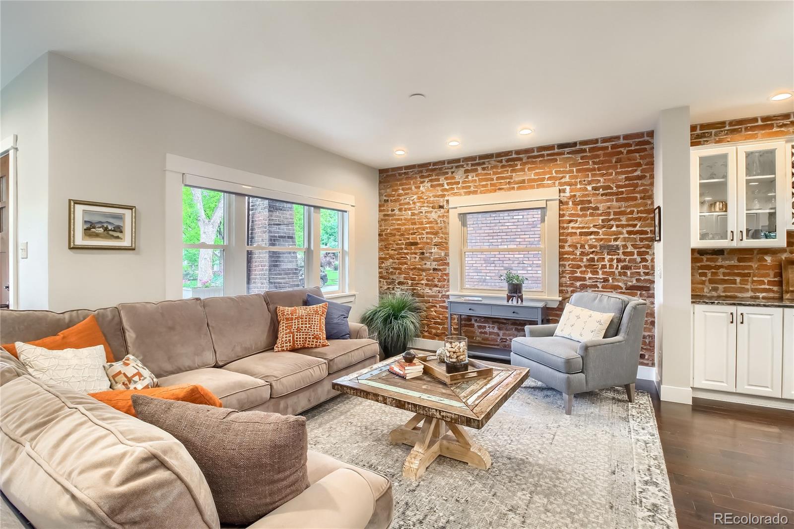 449 South Humboldt Street Denver, CO 80209 - Photo 10 of 39