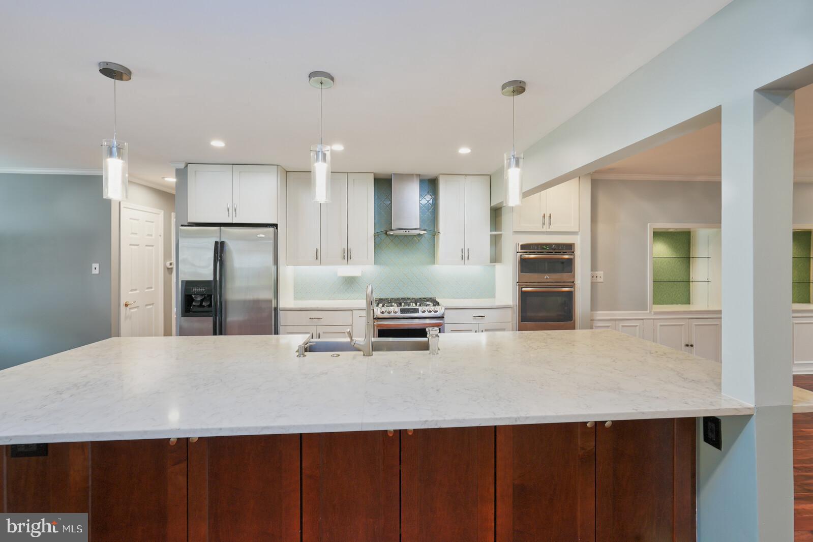 225 Rolling Road Gaithersburg, MD 20877 - Photo 12 of 59