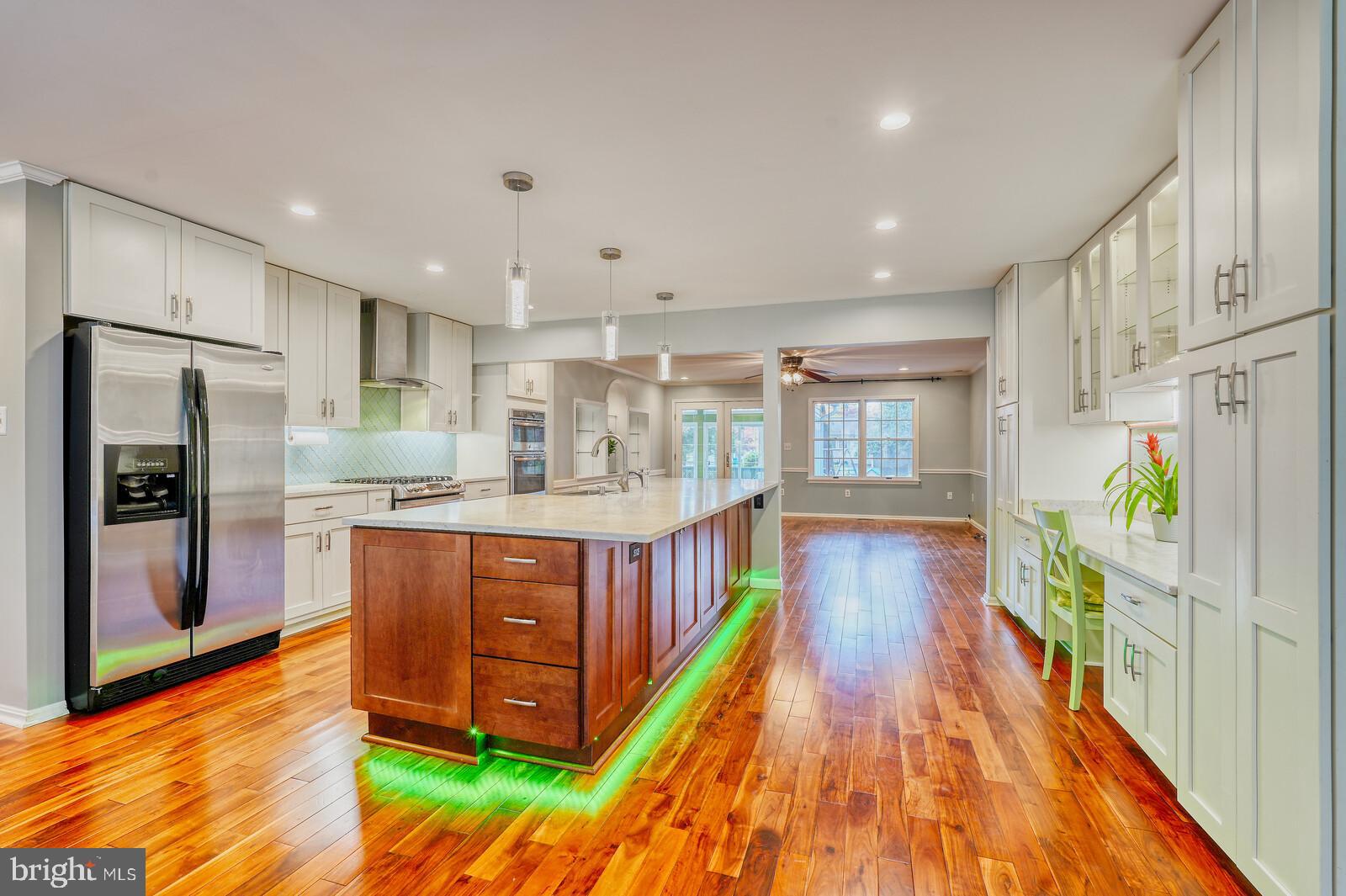 225 Rolling Road Gaithersburg, MD 20877 - Photo 15 of 59