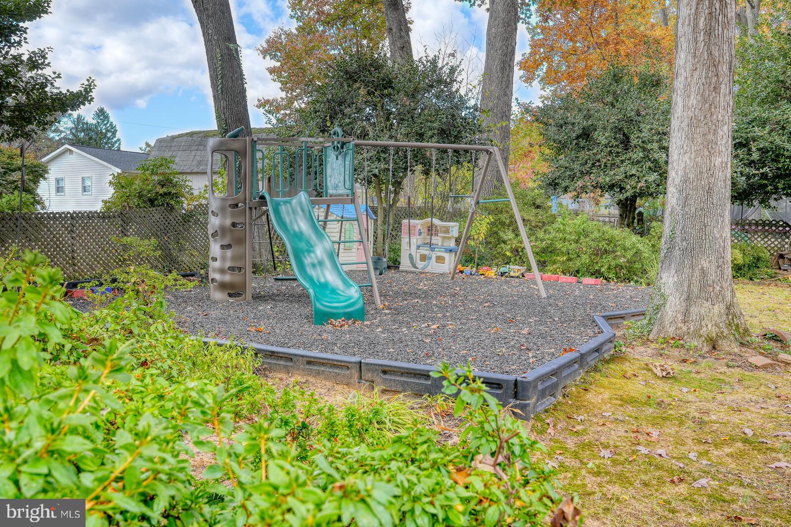 225 Rolling Road Gaithersburg, MD 20877 - Photo 55 of 59