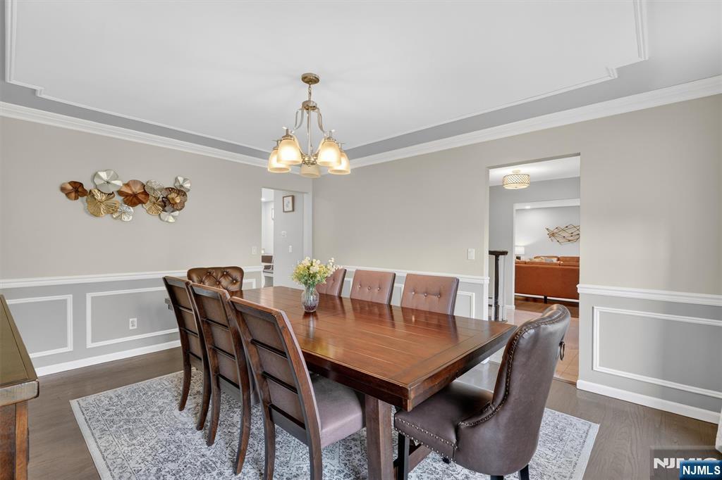 18 Stonewall Court Mahwah, NJ 07430 - Photo 12 of 50