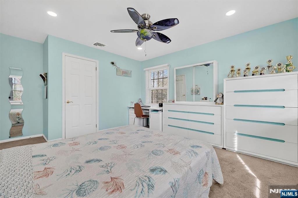 18 Stonewall Court Mahwah, NJ 07430 - Photo 34 of 50