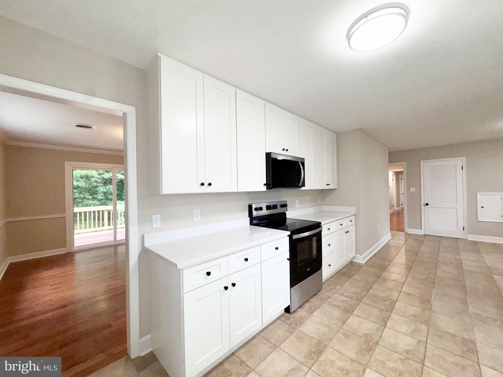 7627 Summit Point Road Charles Town, WV 25414 - Photo 13 of 53 Gallery Image 13
