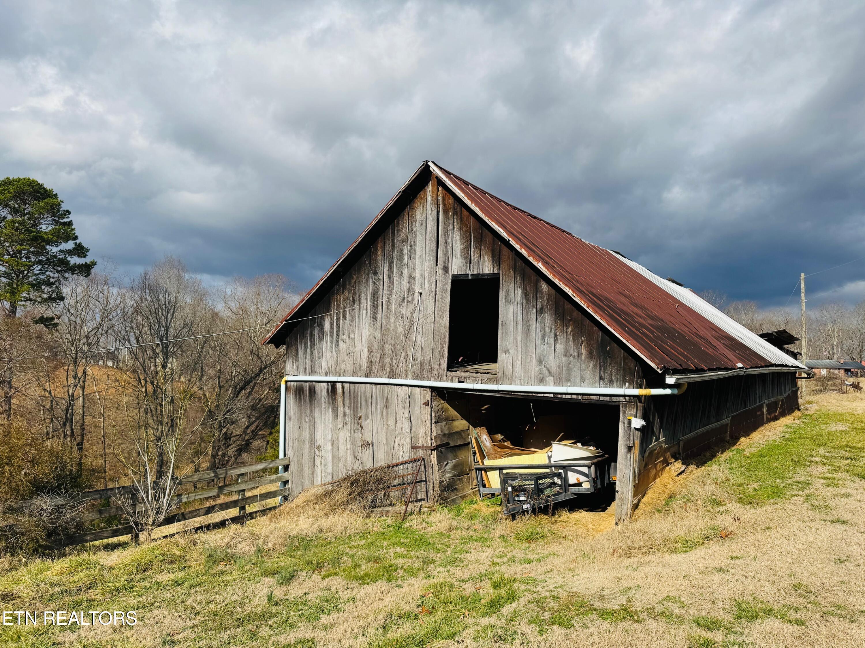 1221 Brady Road Newport, TN 37821 - Photo 16 of 34 IMG_3343