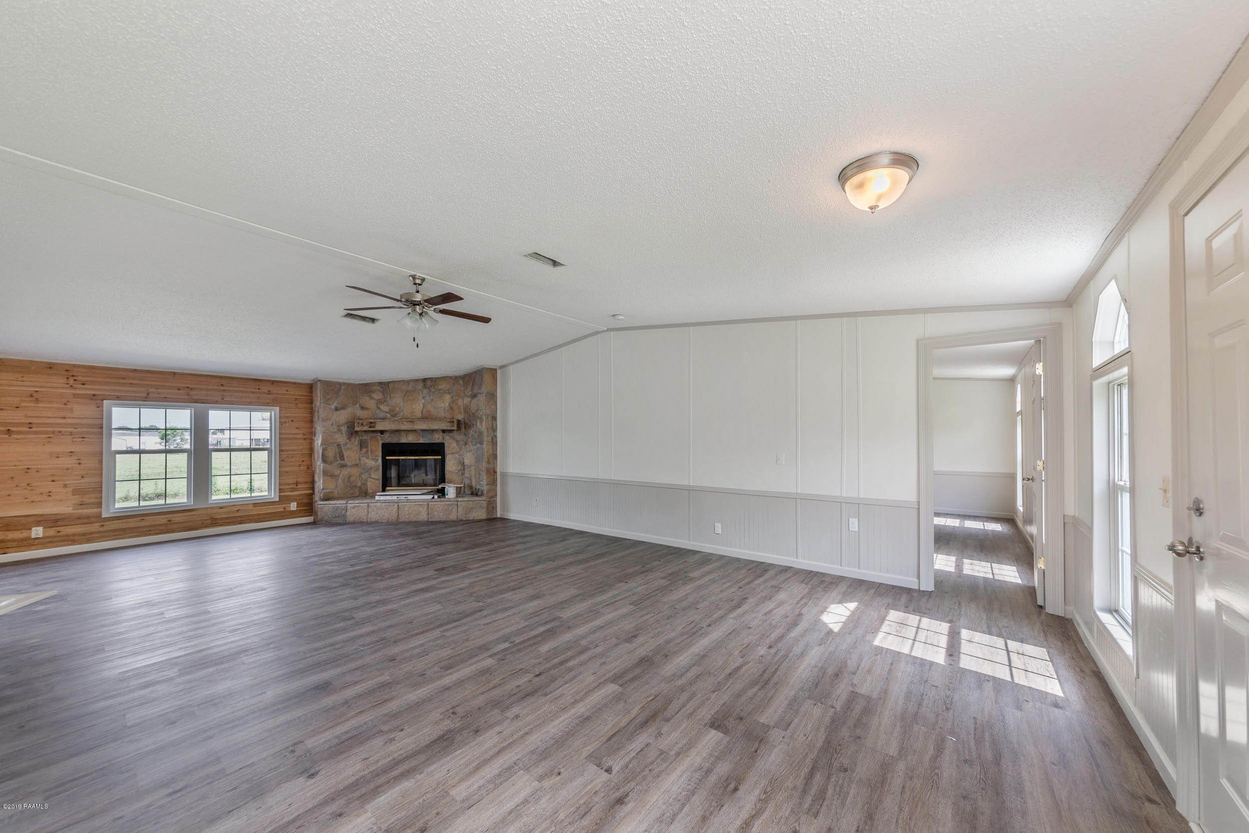7409 Touchet Road Broussard, LA 70518 - Photo 3 of 26 7491TouchetIN-3