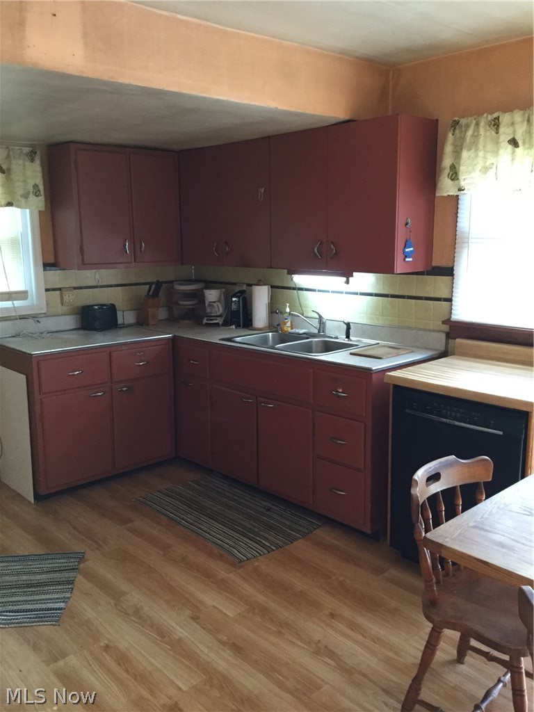 711 Center Road East Liverpool, OH 43920 - Photo 3 of 5 Gallery Image 3