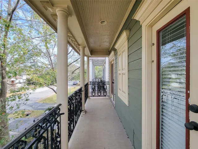 $4,000 | 704 East 9th Street, Houston, TX 77007