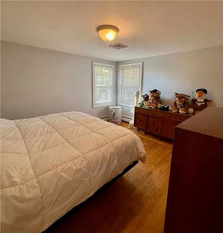 $3,200 | 196 Bulgarmarsh Road, Tiverton, RI 02878