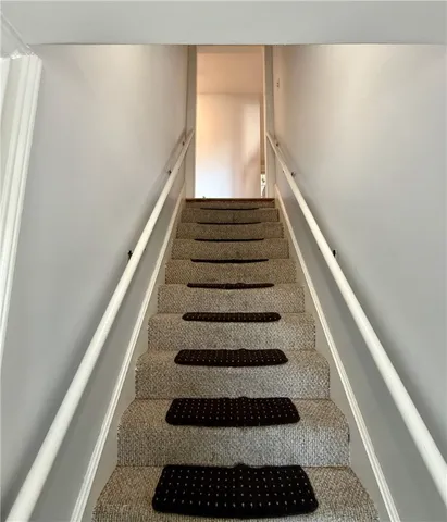 $3,200 | 196 Bulgarmarsh Road, Tiverton, RI 02878