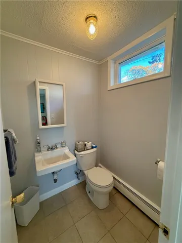 $3,200 | 196 Bulgarmarsh Road, Tiverton, RI 02878