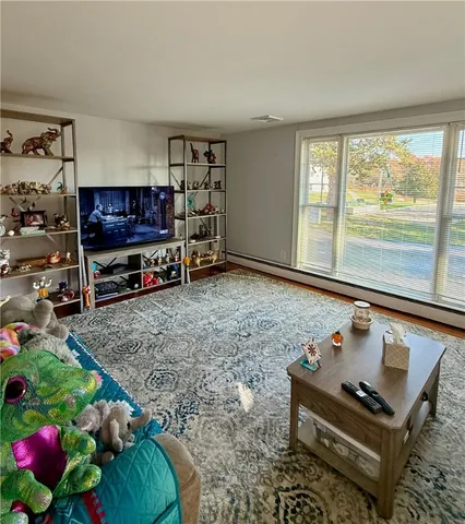 $3,200 | 196 Bulgarmarsh Road, Tiverton, RI 02878