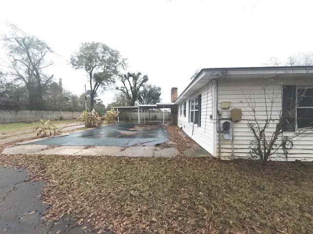 $190,000 | 206 Summit Drive, Gilmer, TX 75644