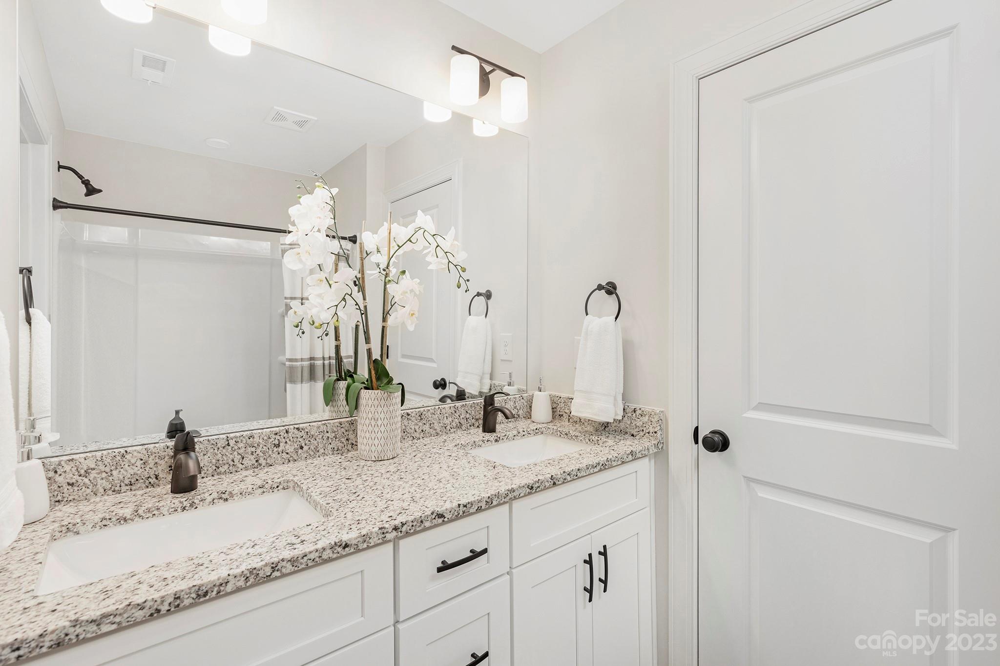 930 Rhyne Road Charlotte, NC 28214 - Photo 13 of 15 Gallery Image 13