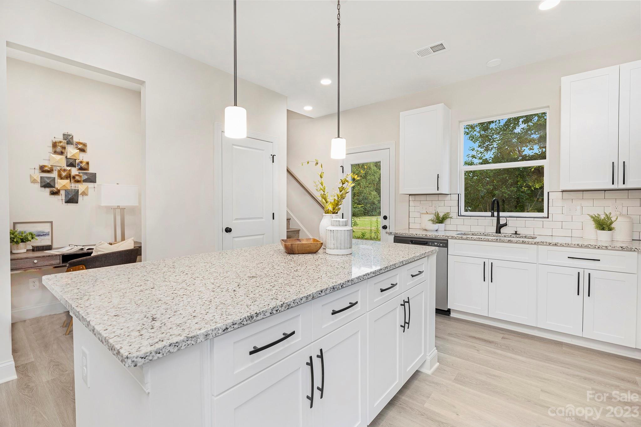 930 Rhyne Road Charlotte, NC 28214 - Photo 4 of 15 Gallery Image 4