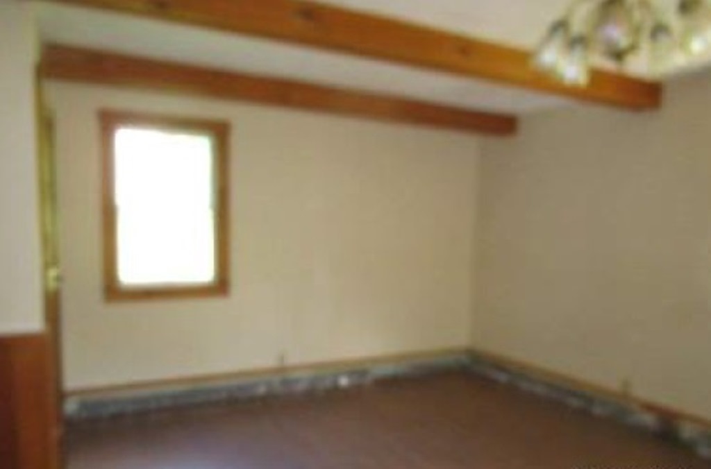 31 Eden Avenue Proctor, VT 05765 - Photo 4 of 11 Gallery Image 4