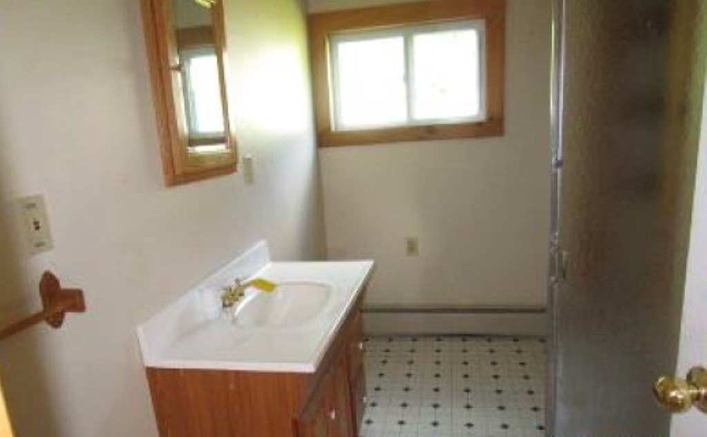 31 Eden Avenue Proctor, VT 05765 - Photo 9 of 11 Gallery Image 9