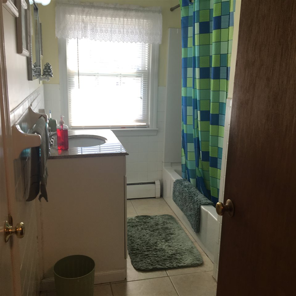 9 Tewksbury Road Hampstead, NH 03841 - Photo 15 of 16 Gallery Image 15