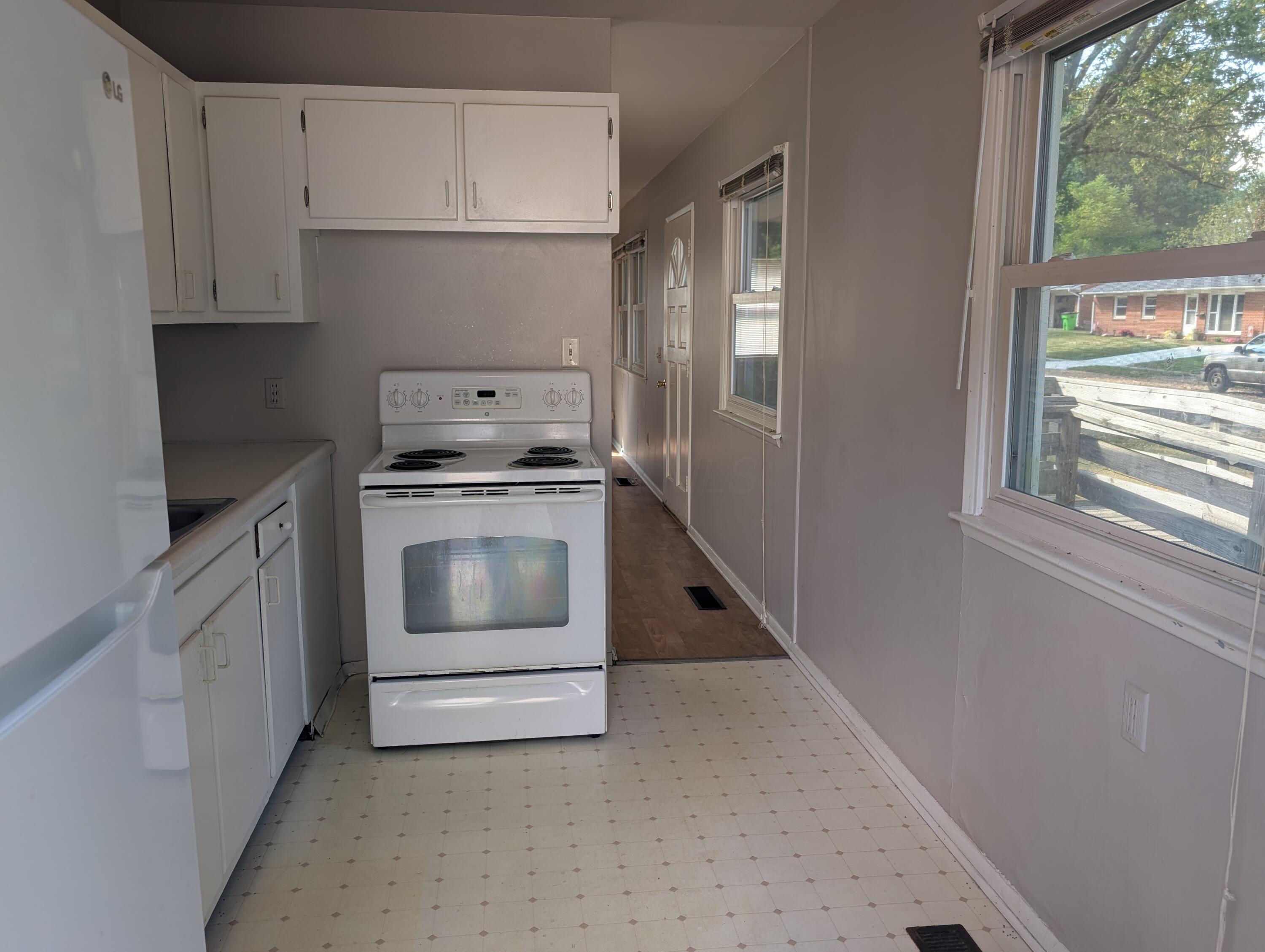 183 Hanover Road Mansfield, OH 44904 - Photo 13 of 30 13