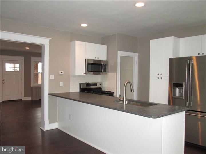 7219 Sommers Road Philadelphia, PA 19138 - Photo 4 of 22 Gallery Image 4