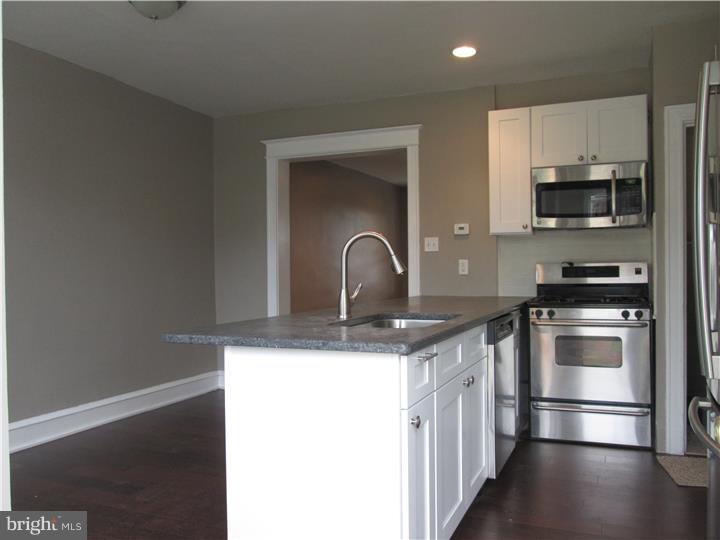 7219 Sommers Road Philadelphia, PA 19138 - Photo 6 of 22 Gallery Image 6