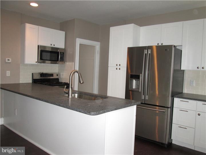 7219 Sommers Road Philadelphia, PA 19138 - Photo 9 of 22 Gallery Image 9