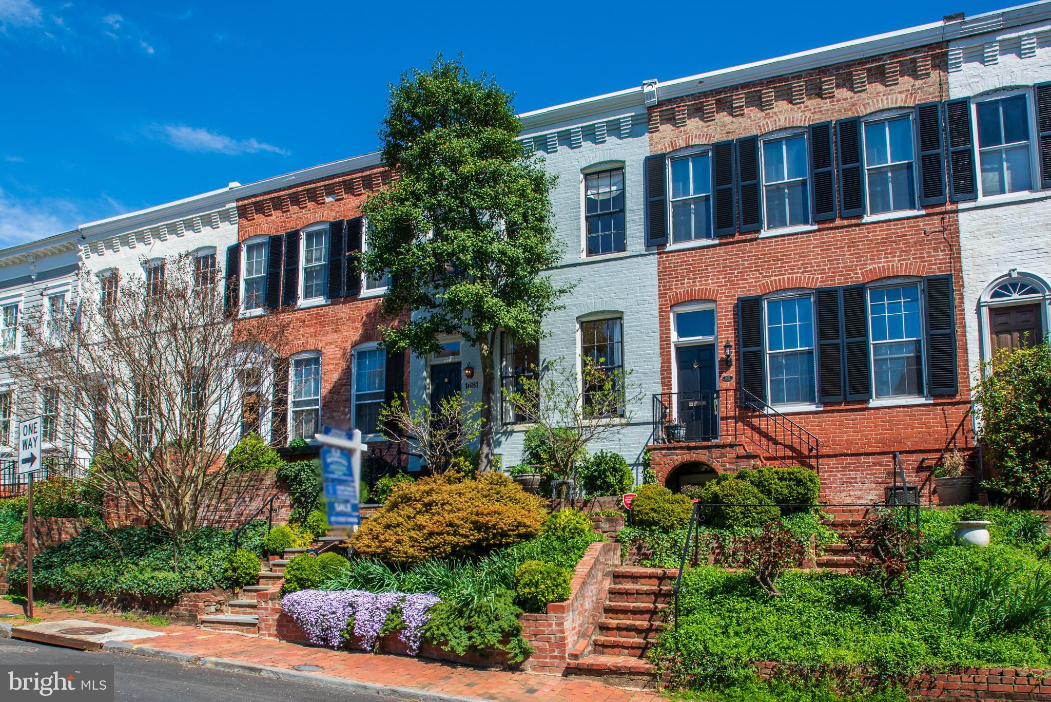 1681 32nd Street Northwest Washington, DC 20007 - Photo 3 of 51 Exterior