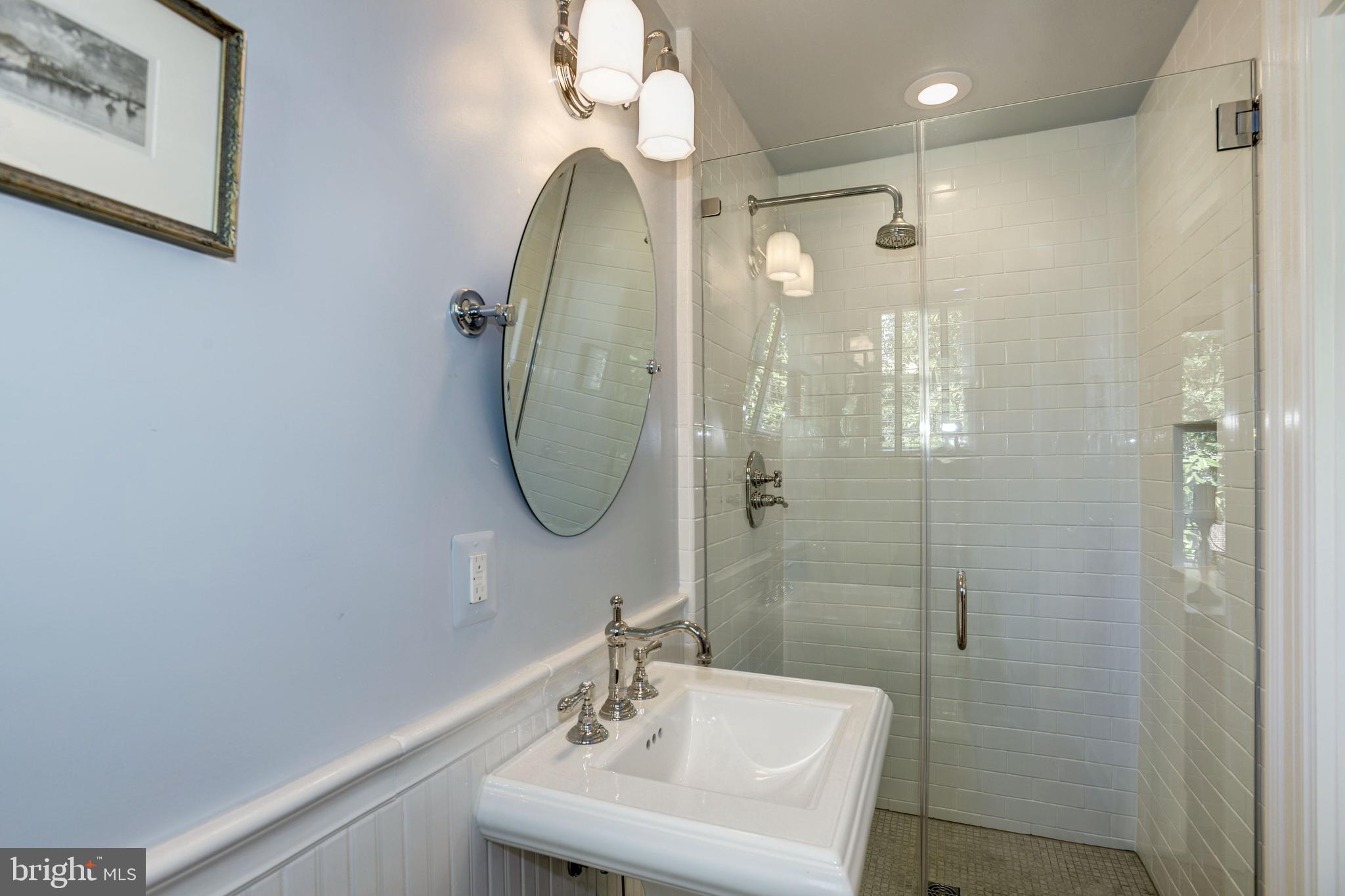 1681 32nd Street Northwest Washington, DC 20007 - Photo 30 of 51 Bathroom