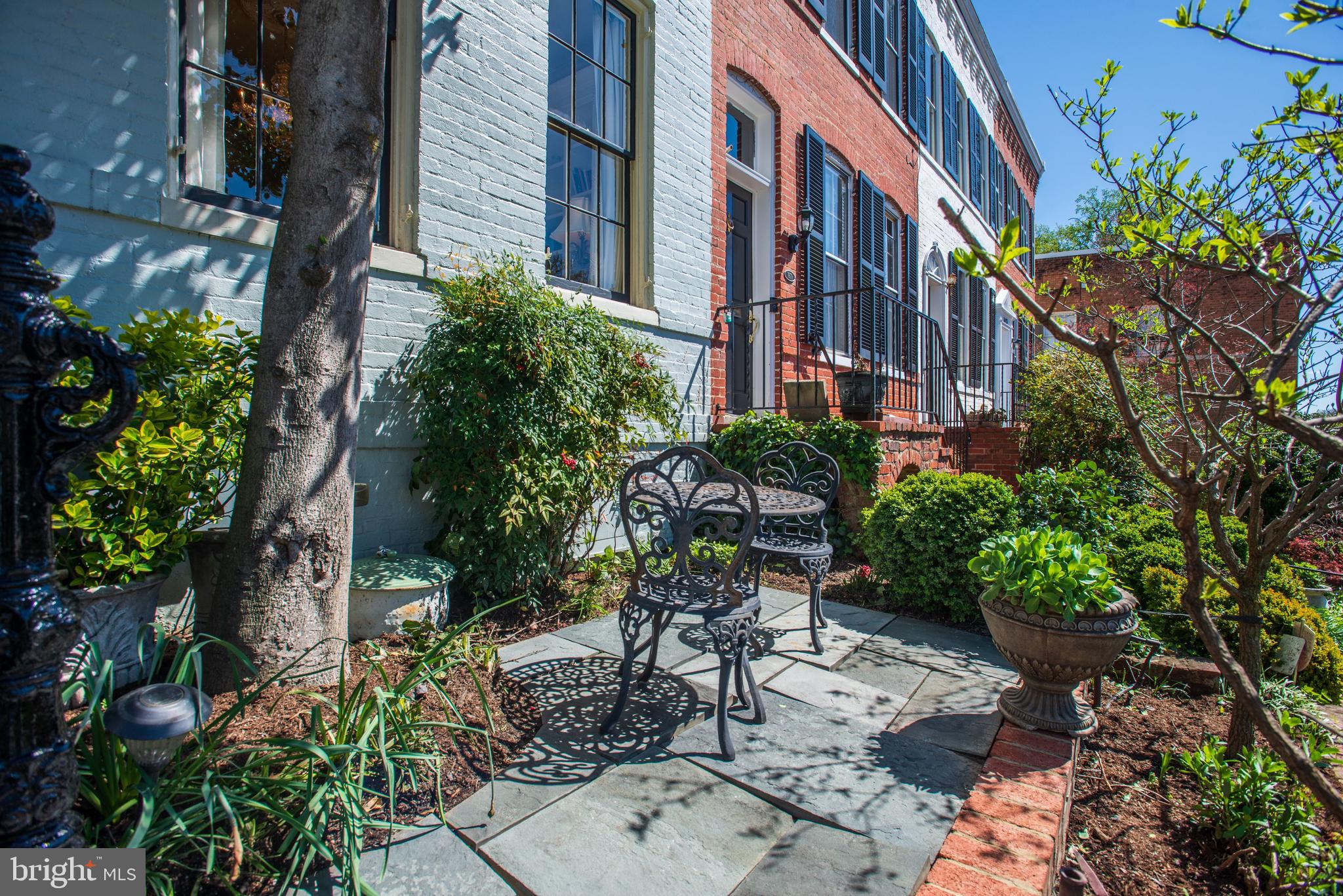 1681 32nd Street Northwest Washington, DC 20007 - Photo 5 of 51 Front Patio