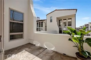 $4,000 | 536 North Brea Boulevard, Brea, CA 92821