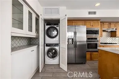 $4,000 | 536 North Brea Boulevard, Brea, CA 92821