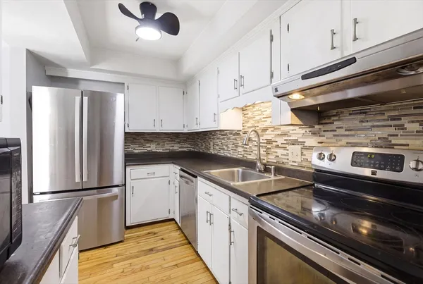 $550,000 | 112 Lowell Street, Unit 11, Peabody, MA 01960