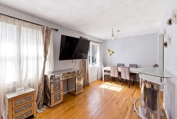 $550,000 | 112 Lowell Street, Unit 11, Peabody, MA 01960