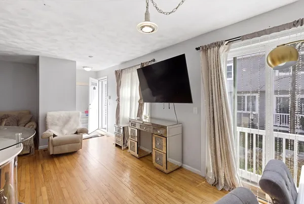 $550,000 | 112 Lowell Street, Unit 11, Peabody, MA 01960