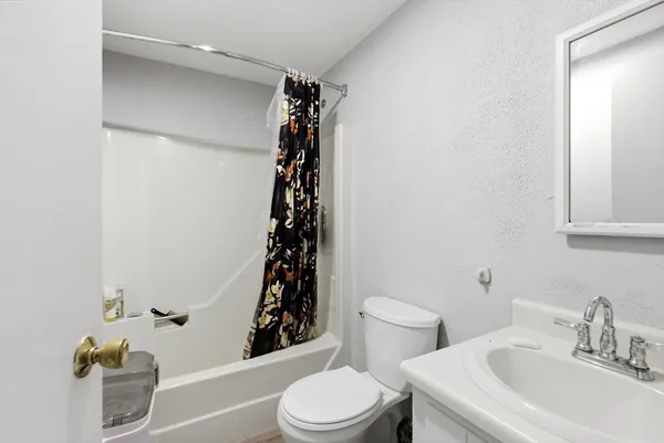 $550,000 | 112 Lowell Street, Unit 11, Peabody, MA 01960