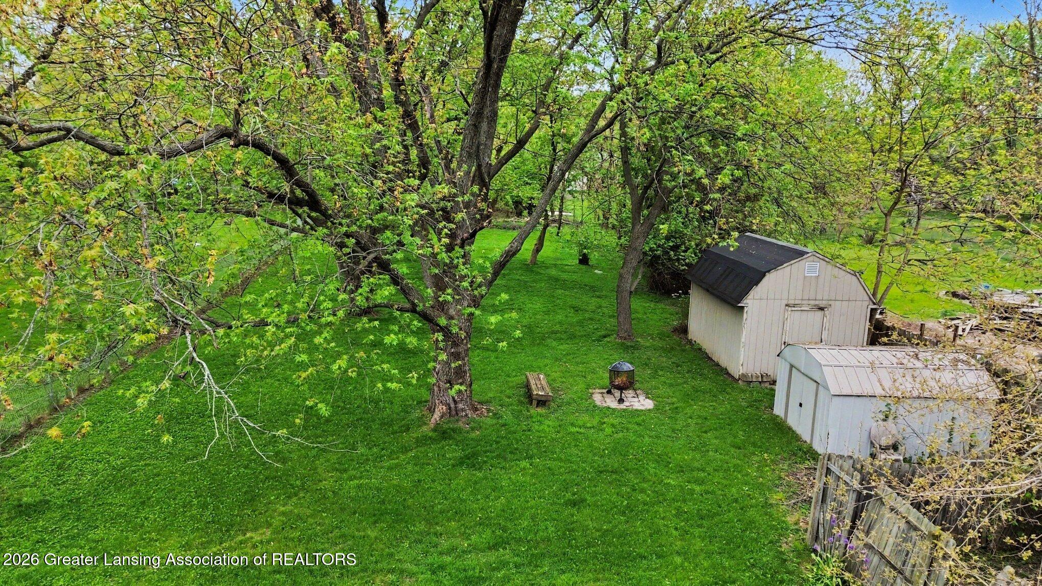 1422 Pierce Road Lansing, MI 48910 - Photo 28 of 36 031_file_2175