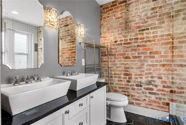 $575,000 | 10 North Meadow Street, Richmond, VA 23220