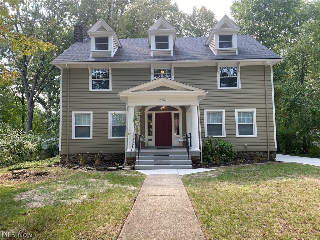 1558 Compton Road Cleveland, OH 44118 - Photo 1 of 34