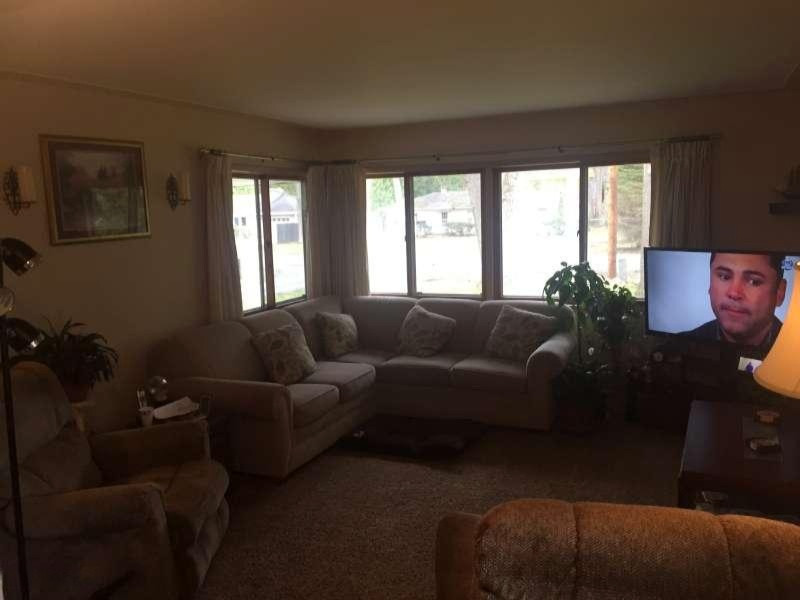 6265 South Walker Road Fruitport, MI 49415 - Photo 4 of 16 IMG_1278-800
