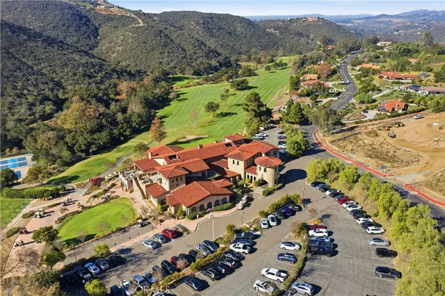 $799,900 | 29104 Vista Valley Drive, Vista, CA 92084