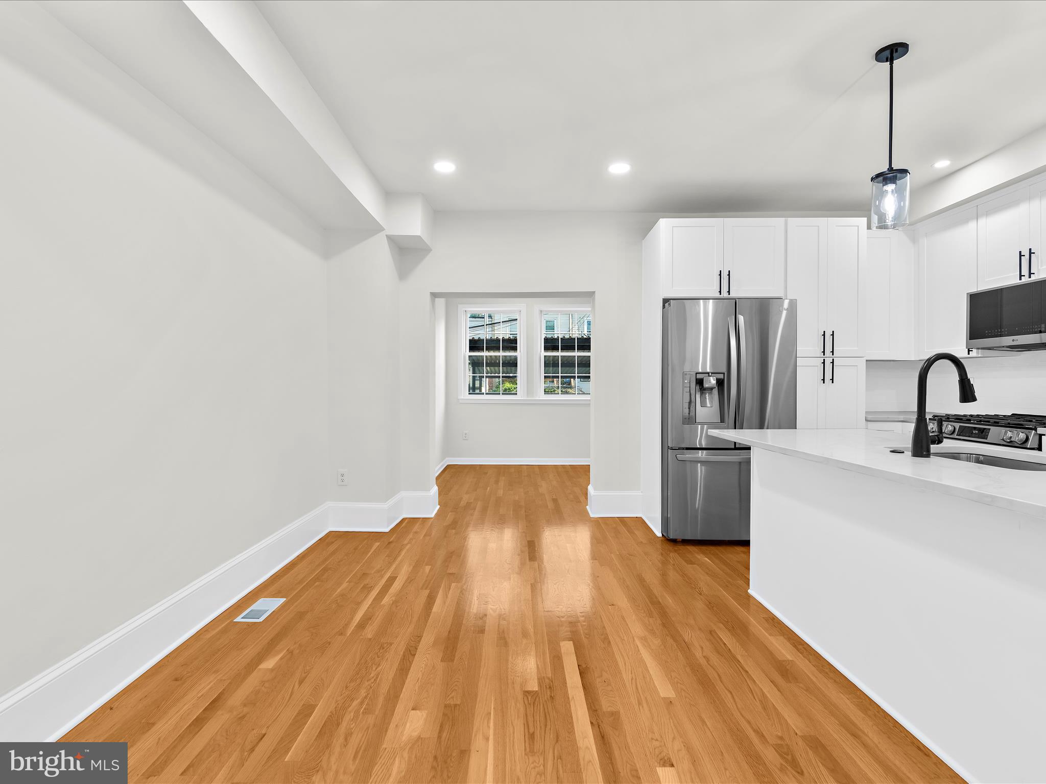 917 Decatur Street Northwest Washington, DC 20011 - Photo 6 of 36