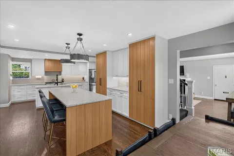 $875,000 | 9324 Sonora Avenue, St. Louis, MO 63144