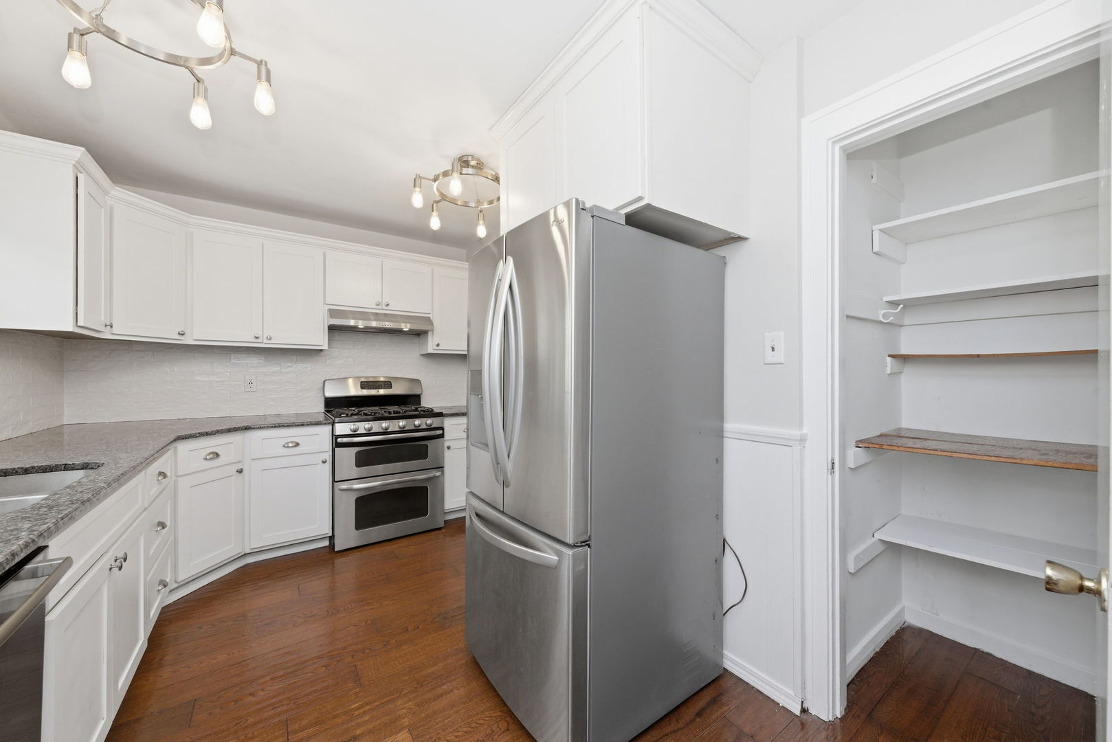 1311 Oneida Street Joliet, IL 60435 - Photo 13 of 24