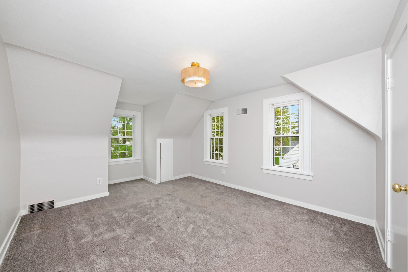 1311 Oneida Street Joliet, IL 60435 - Photo 18 of 24