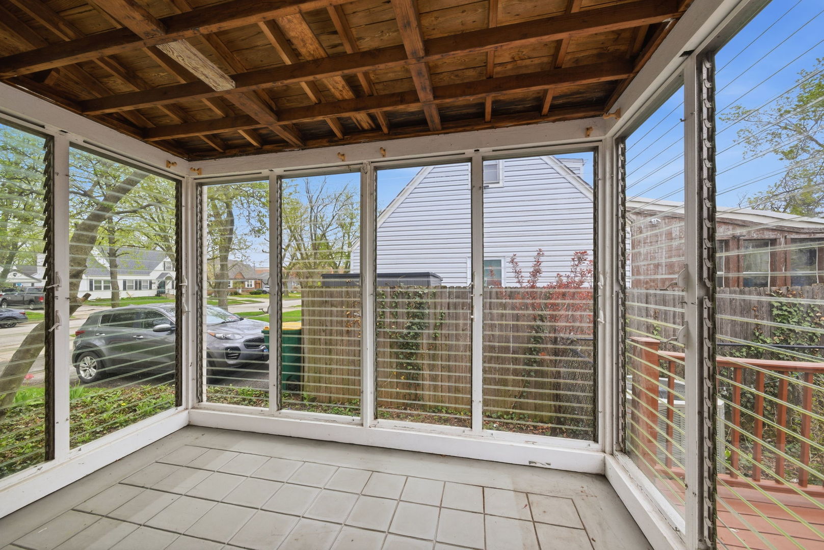 1311 Oneida Street Joliet, IL 60435 - Photo 5 of 24